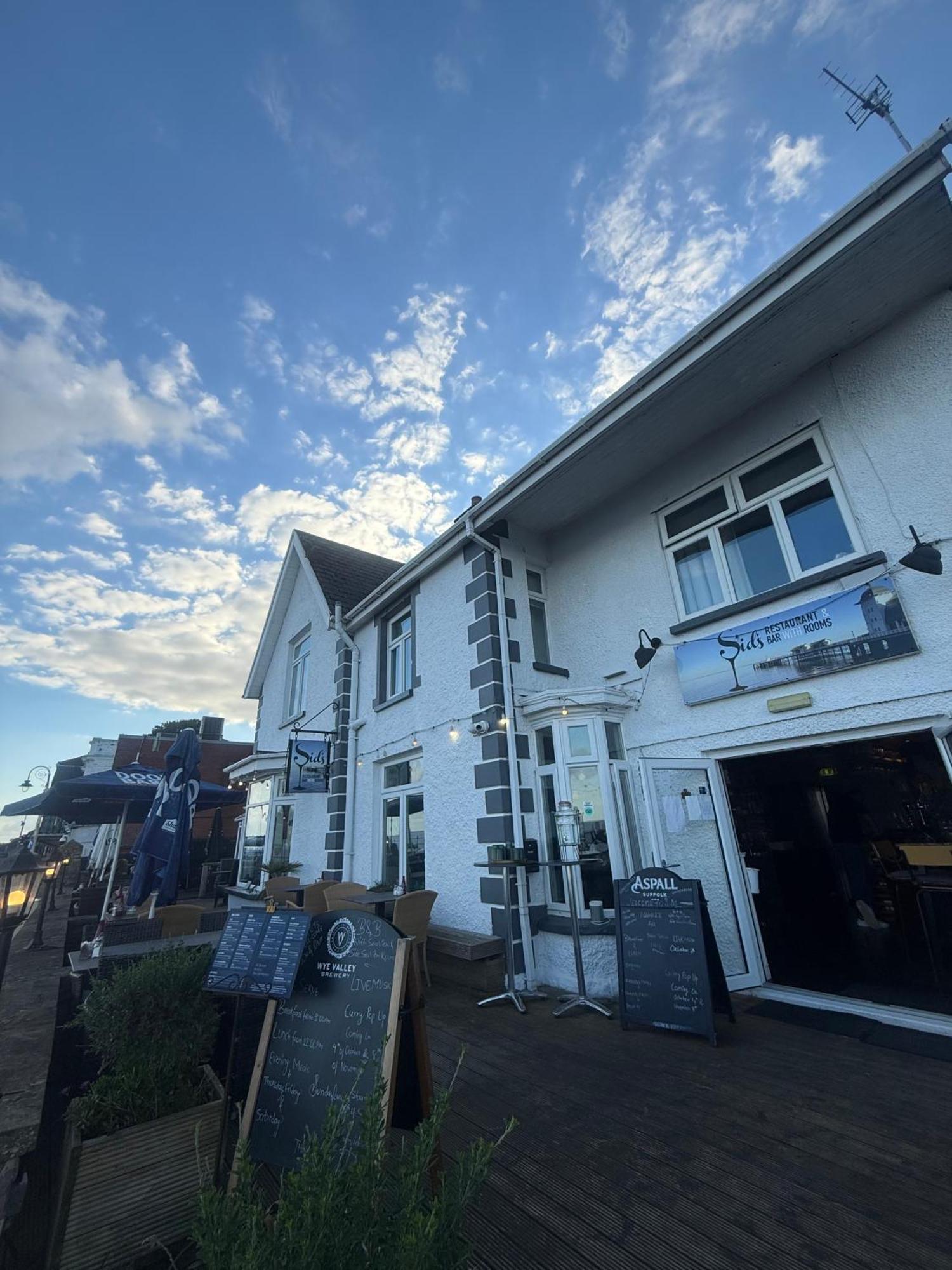 Sids Restaurant And Bar With Rooms Cardiff Eksteriør billede